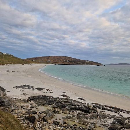 Вилла Loch An Eilean Pod Isle Of South Uist Pollachara Экстерьер фото