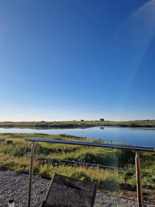 Вилла Loch An Eilean Pod Isle Of South Uist Pollachara Экстерьер фото