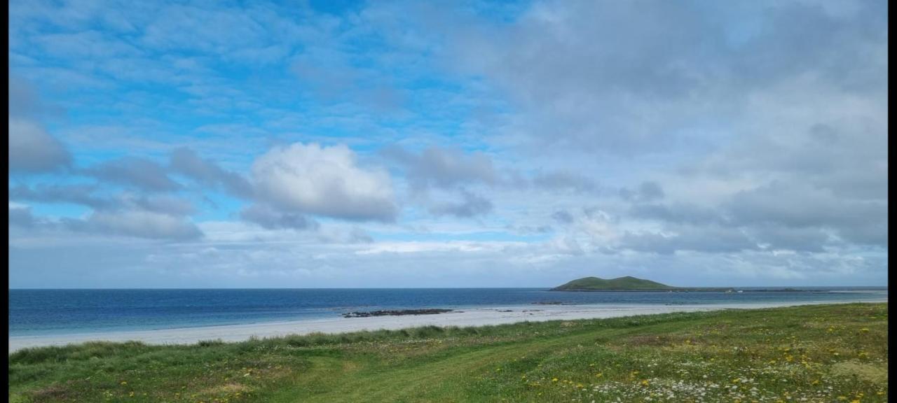 Вилла Loch An Eilean Pod Isle Of South Uist Pollachara Экстерьер фото