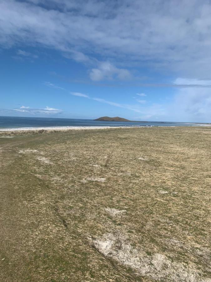 Вилла Loch An Eilean Pod Isle Of South Uist Pollachara Экстерьер фото