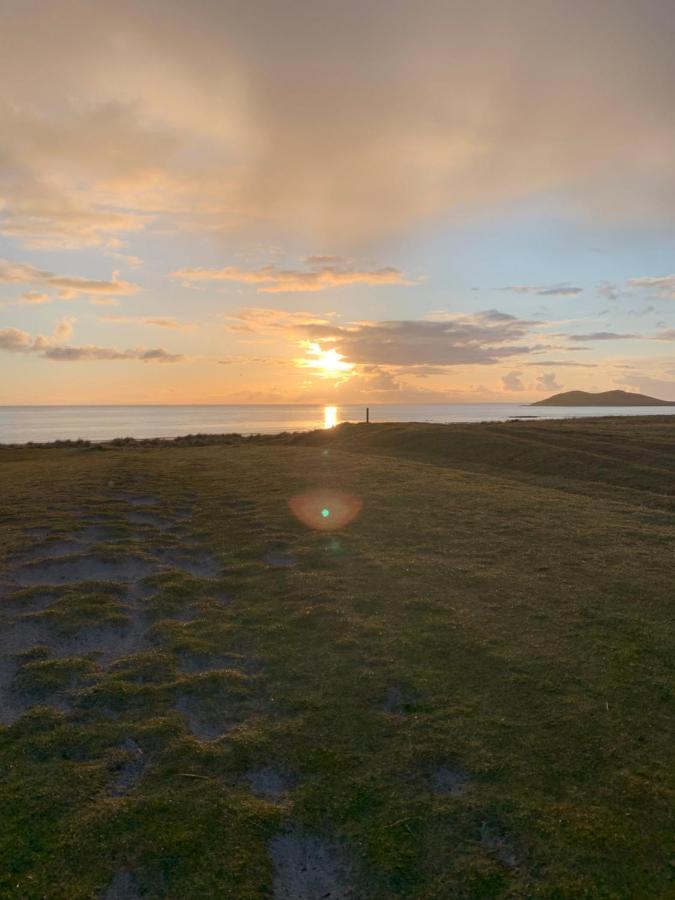 Вилла Loch An Eilean Pod Isle Of South Uist Pollachara Экстерьер фото