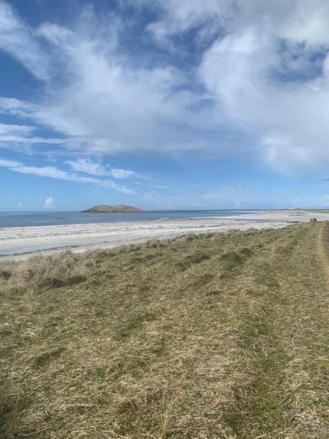 Вилла Loch An Eilean Pod Isle Of South Uist Pollachara Экстерьер фото