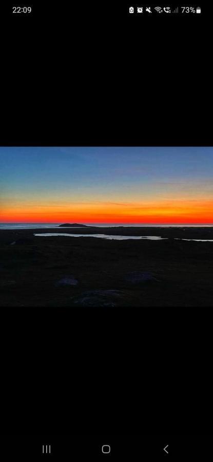 Вилла Loch An Eilean Pod Isle Of South Uist Pollachara Экстерьер фото